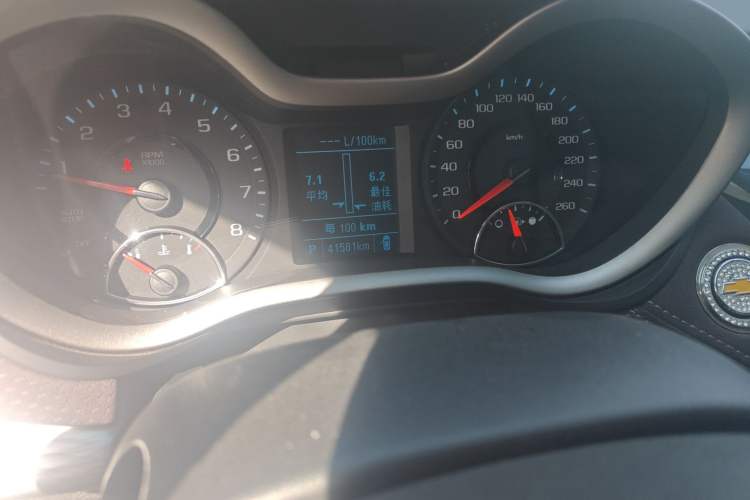 Used Chevrolet Malibu 2018 530T Automatic Luxury Edition Odometer Close Up