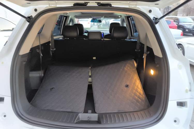 Used Dongfeng Fengon 580 2022 1.5T Automatic Enjoyment Model
