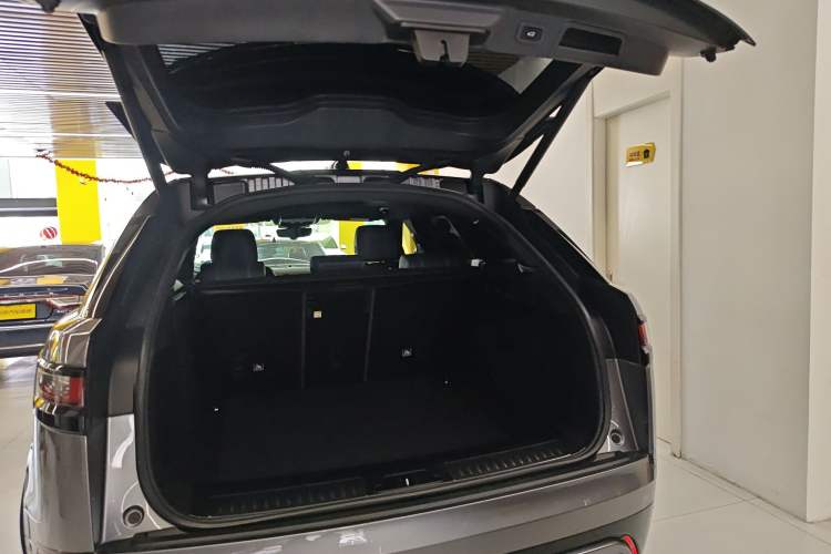 Used Land Rover Range Rover Velar 2020 P250 R-DYNAMIC S
