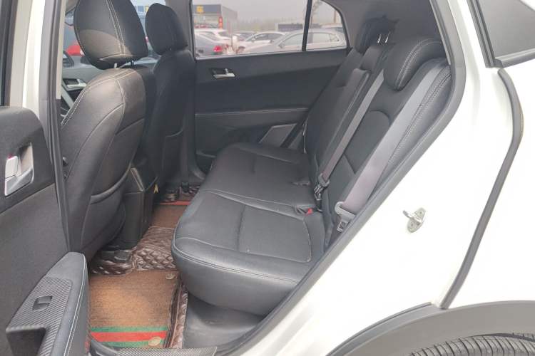 Used Hyundai ix25 2017 1.6L Manual Fashion Model
