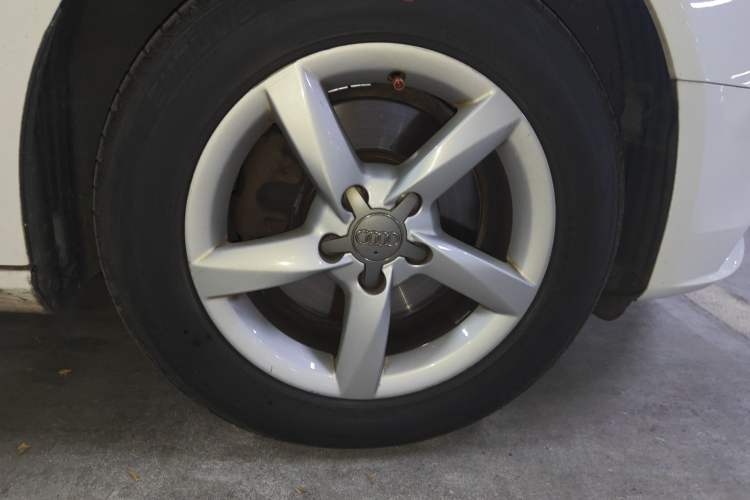 Used Audi A4L 2013 35 TFSI Automatic Comfort Model