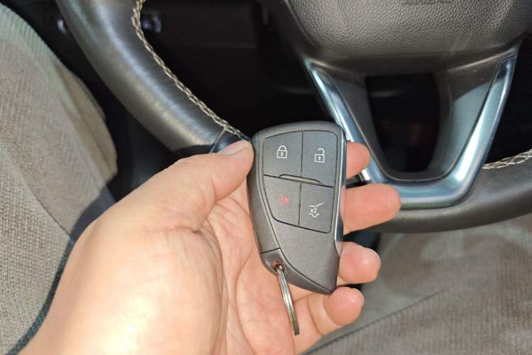 Used Buick Envision 2023 Encore S 552T Two-Wheel Drive Luxury Model
