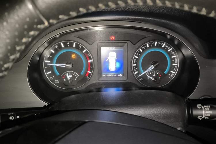 Used Haval H2 2016 Red-Label 1.5T Automatic Two-Wheel Drive Luxury Model Instrument Cluster