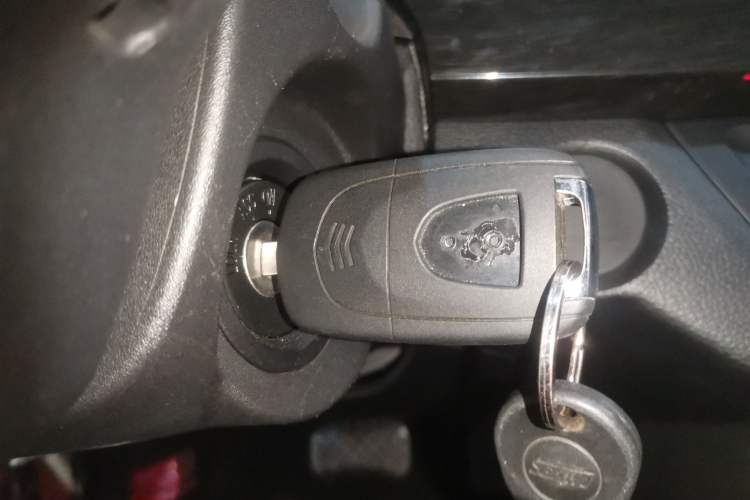 Used Baojun 310 2017 1.5L Automatic Fashion Model