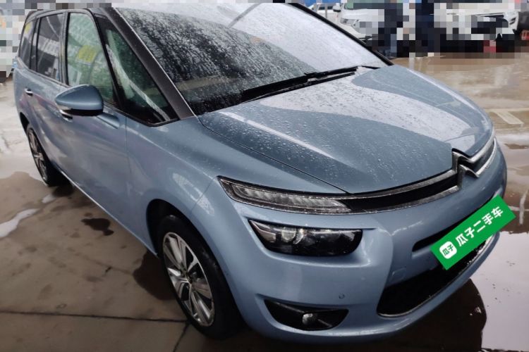 Used Citroen C4 Picasso 2015 Grand 1.6T Luxury 7-Seater Front Right 45 Deg