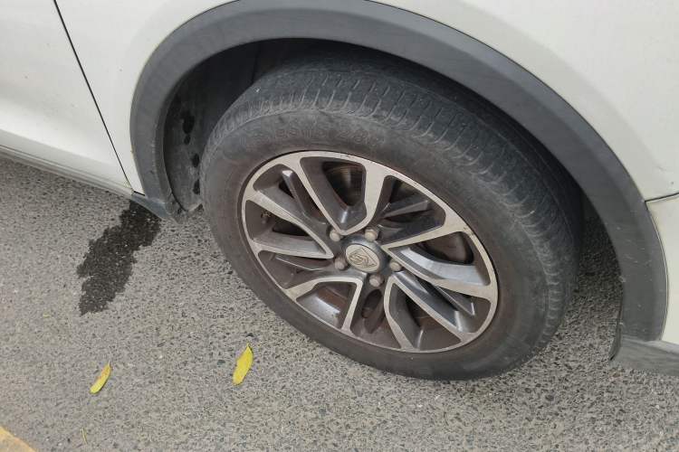 Used Baojun 730 2017 1.8L iAMT Luxury Version 7-Seater
