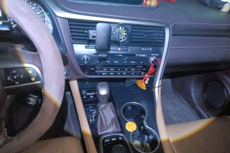 Used Lexus RX 2016 300 Two-Wheel Drive Comfort Edition China V Standard