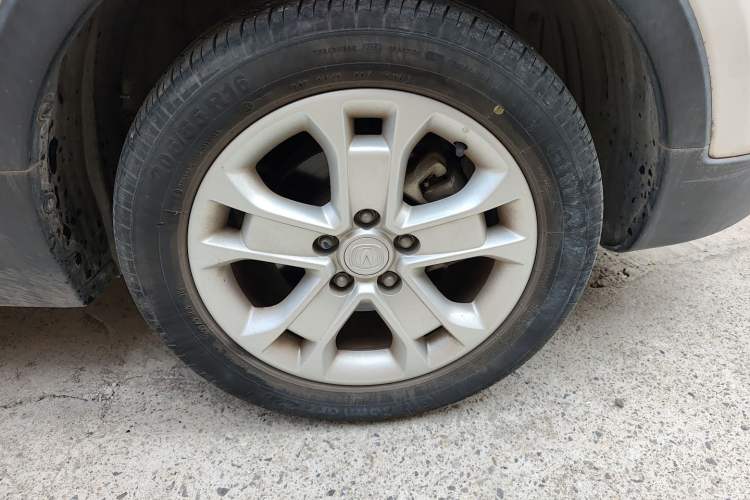 Used Changan CS15 2016 1.5L Automatic Fashion Edition
