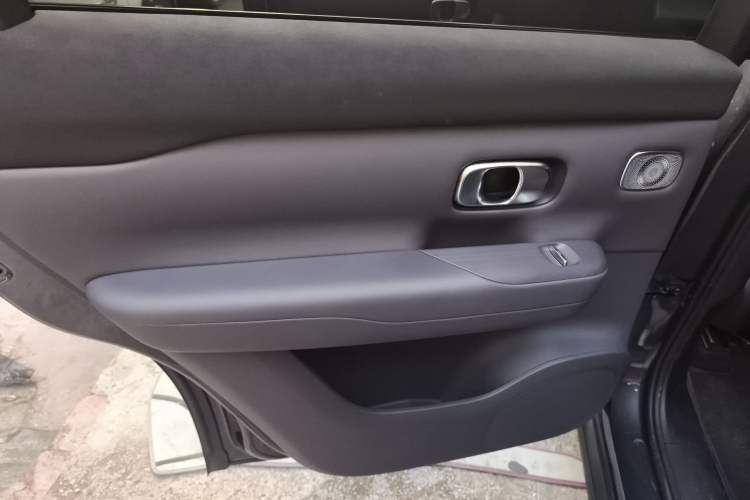 Used Leapmotor C16 2024 Pure Electric 520 Deluxe Edition