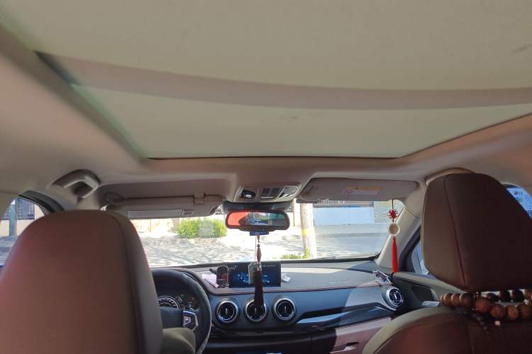 Used Wey VV7 2017 2.0T Ultra-Luxury Version
