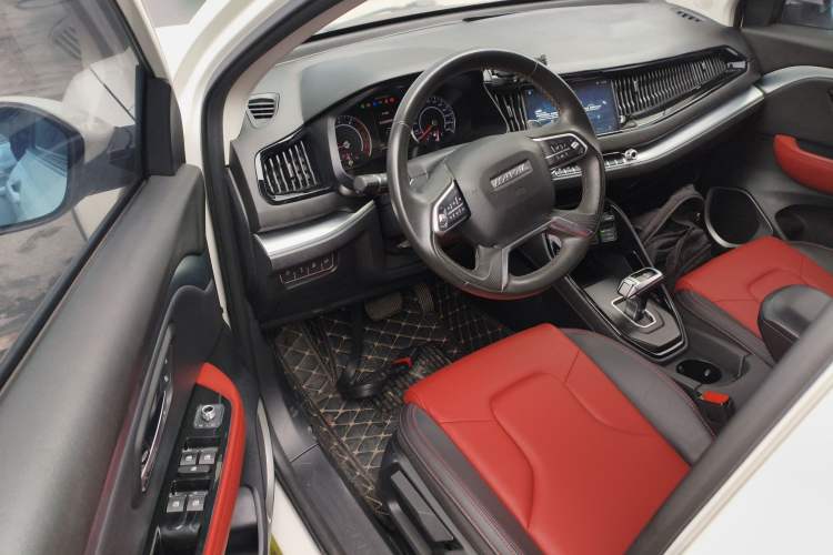 Used Haval H2s 2017 Blue Label 1.5T Dual-Clutch Elite Model