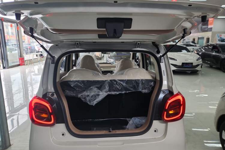 Used Wuling Hongguang MINIEV 2025 Four-Door Version Advanced Edition
