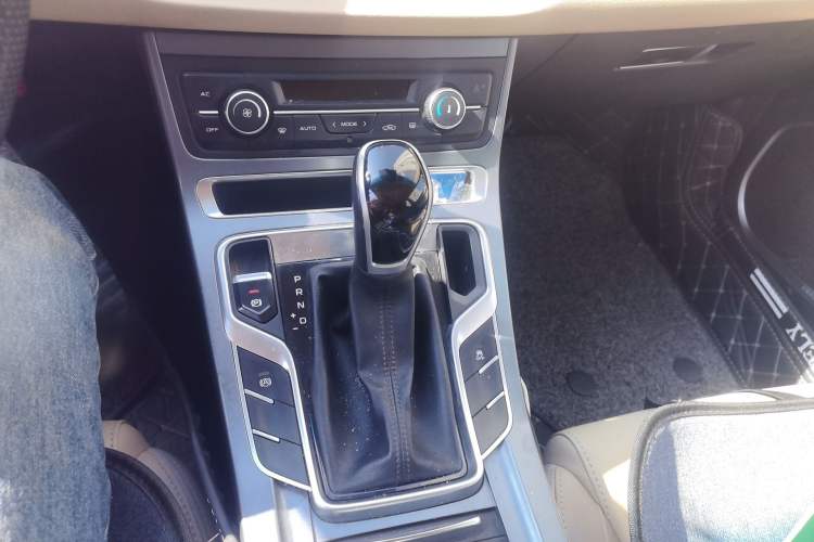 Used Geely Auto Emgrand 2018 1.5L CVT Luxury Model
