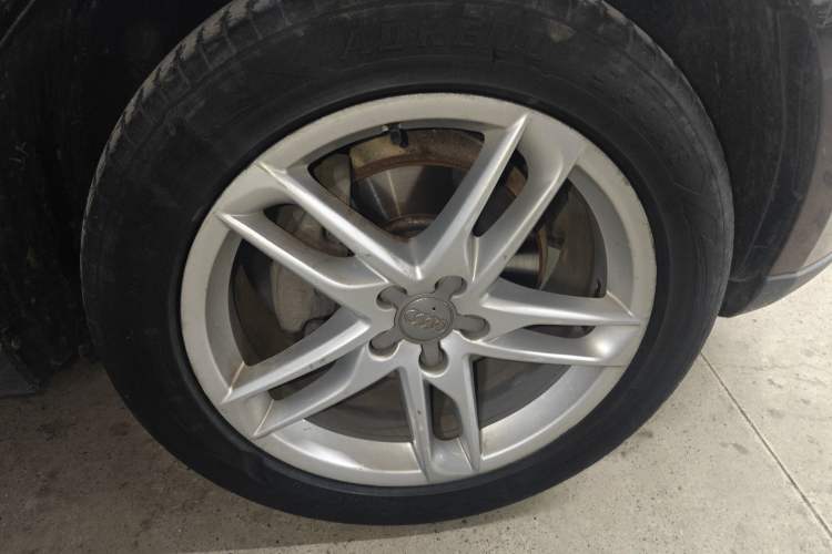 Used Audi Q5 2017 40 TFSI Comfort Model
