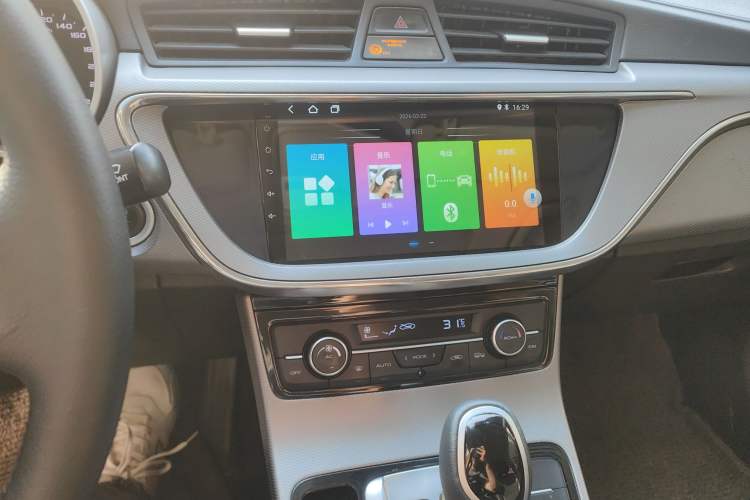 Used Geely Auto Emgrand GL 2017 1.8L DCT Elite Model
