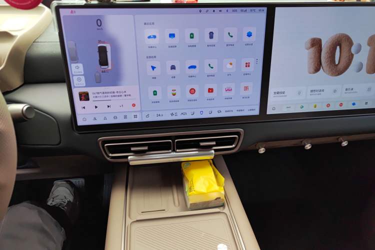 Used Li Auto MEGA 2025 Home Family Special Edition Audio And AC Panel