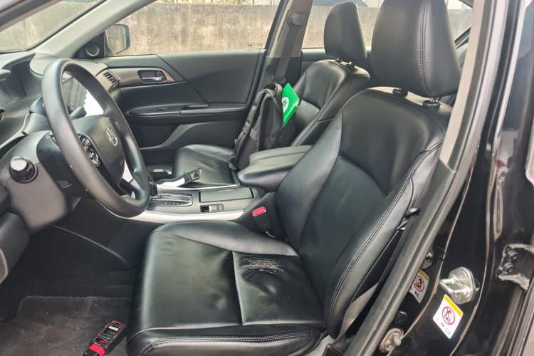 Used Honda Accord 2015 2.0L LX Comfort Edition
