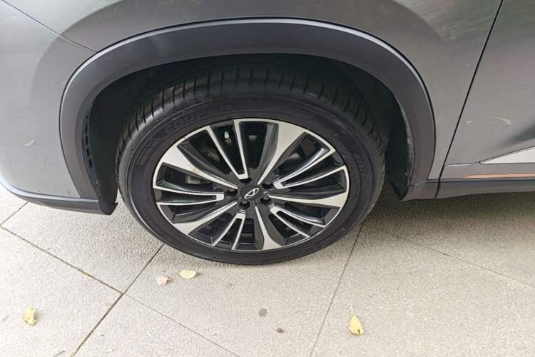 Used Chery Tiggo 8 PRO 2024 Champion Edition 390T Two-Wheel Drive Peak Version 5 Seats