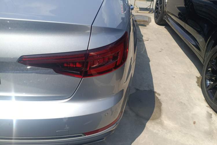 Used Audi A4L 2019 40 TFSI Ambition China VI