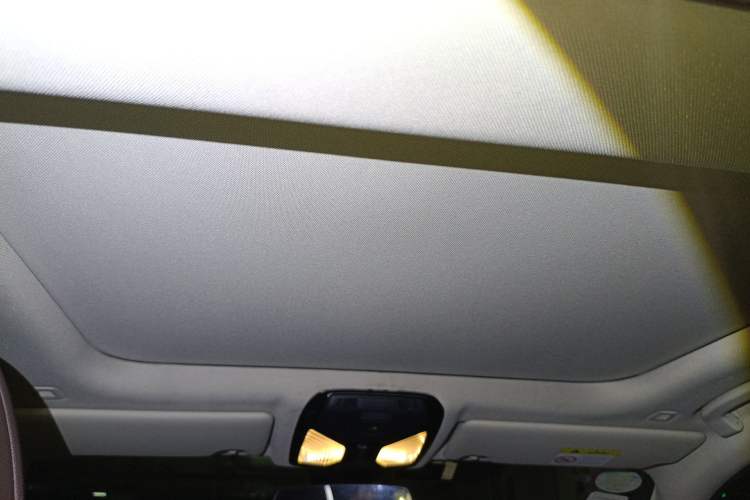 Used BMW 3 Series 2020 325i M Sport Night Edition package Headliner