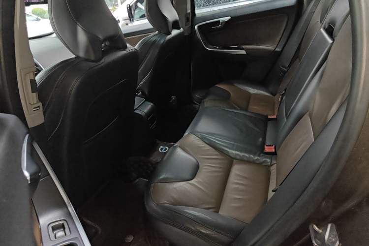 Used Volvo XC60 2014 T6 Zhiyi Edition
