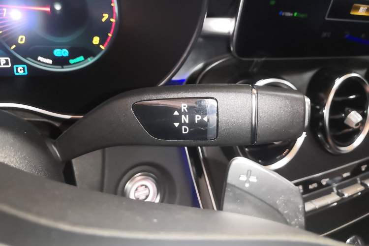 Used Mercedes-Benz C-Class 2021 C 260 L Sport Edition Star Collection Gear Lever