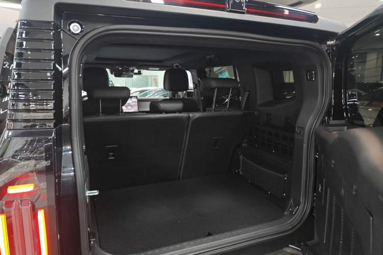 Used JETOUR Traveler 2023 2.0T All-Wheel Drive CrossPRO+ Trunk