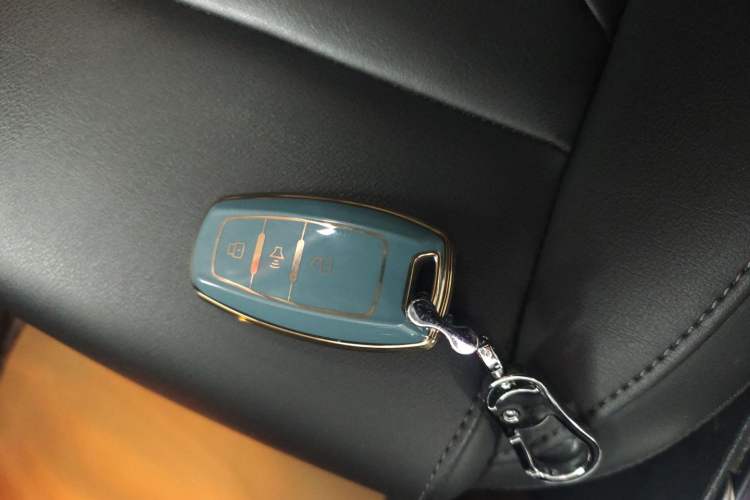 Used Haval H2 2018 Blue-Label 1.5T Dual-Clutch Two-Wheel-Drive Luxury Model Vehicle Key