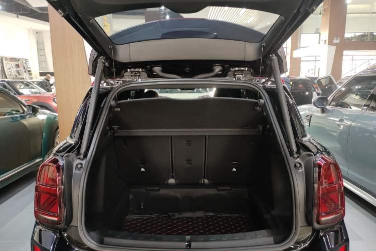 Used MINI JCM COUNTRYMAN 2021 2.0T JOHN COOPER WORKS ALL-IN
