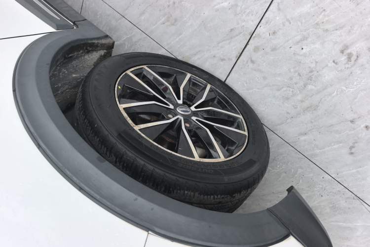 Used SWM X3 2017 1.5T Manual Fashion Model
