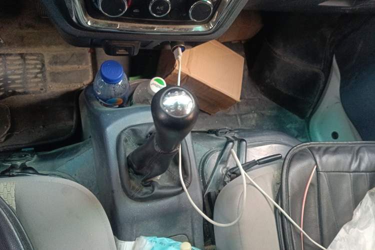 Used Jinbei Hiace X30 2021 1.5L Deluxe Edition Aluminum Wheels Two-Tone Design Central Air Conditioning MP5 Version Van China VI Standard SWC15M Gear Lever