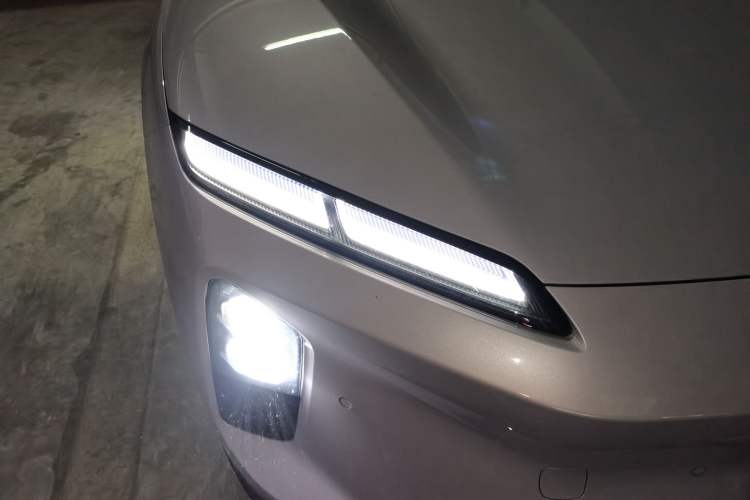 Used Nio ET5T 2025 75 kWh Touring