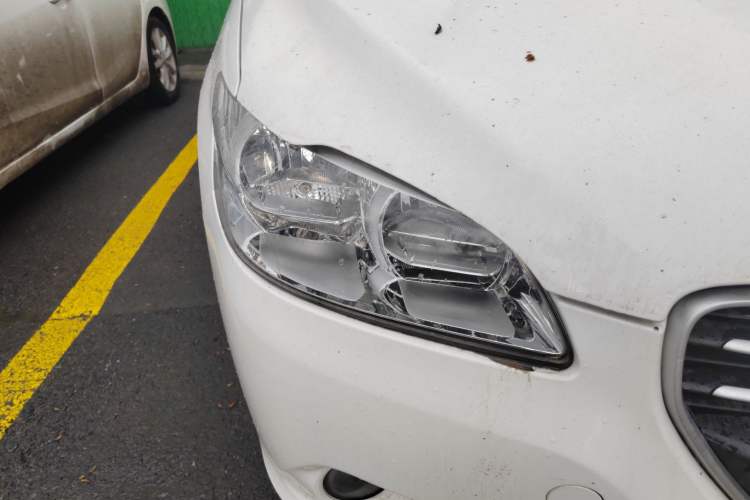 Used Peugeot 301 2016 1.6L Manual Comfort Edition