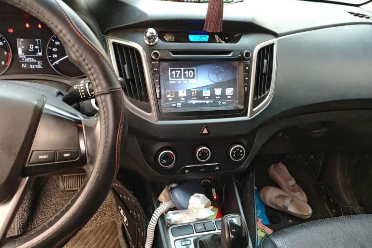 Used Hyundai ix25 2015 1.6L Automatic Two-Wheel Drive Smart GLS Trim
