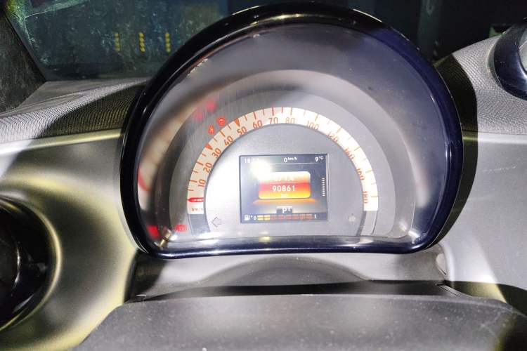 Used smart fortwo 2015 1.0L 52 kW Hardtop Passion Edition
