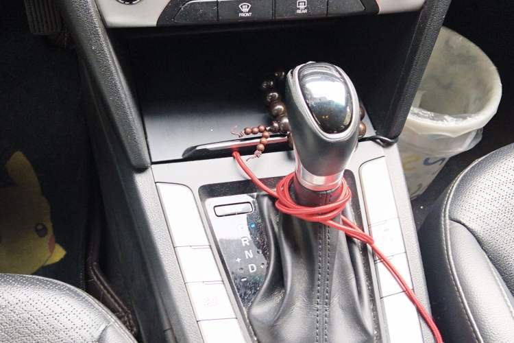 Used Hyundai Elantra (6th Generation / Lingdong) 2016 1.6L Automatic ZhiXuan · Luxury Version