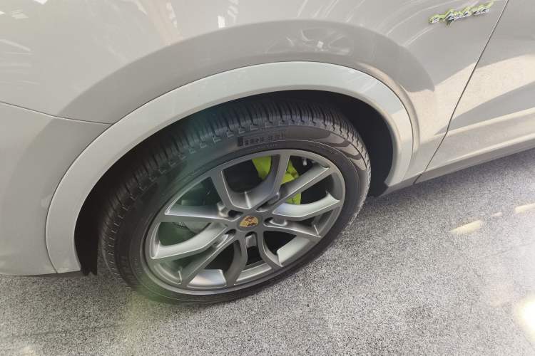 Used Porsche Cayenne E-Hybrid 2023 Cayenne E-Hybrid 2.0T
