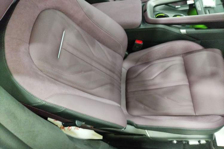 Used Zeekr 007GT 2025 Rear-Drive Intelligent Driving Version 75 kWh Right Front Seat