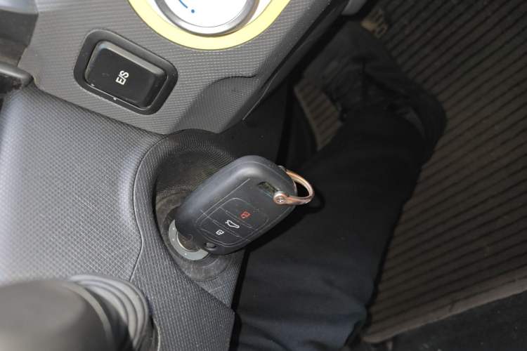 Used Wuling Hongguang MINIEV 2021 Macaron Premium Model – Lithium Iron Phosphate Interior 1