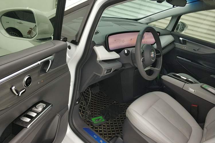 Used Buick GL8 2025 Lu Zun Smart Enjoyment Edition Driver Seat