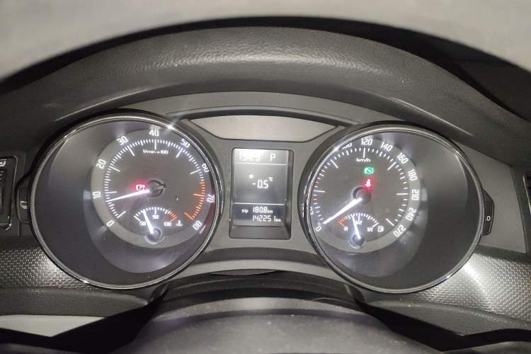 Used Skoda Superb 2013 1.4 TSI GreenLine2