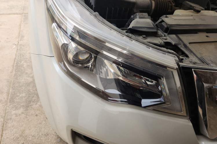 Used Nissan Terra 2020 2.5L XV 4WD Automatic Four-Wheel Drive Flagship Edition Right Front Headlight