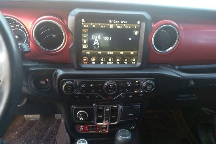 Used Jeep Wrangler 2021 2.0T Robin Hood Four-Door Edition