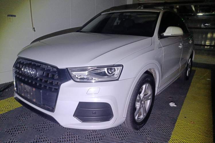 Used Audi Q3 2016 35 TFSI Fashion Model
