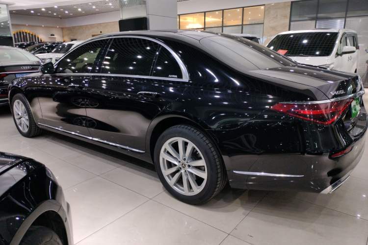 Used Mercedes-Benz S-Class 2023 S 400 L Business Model
