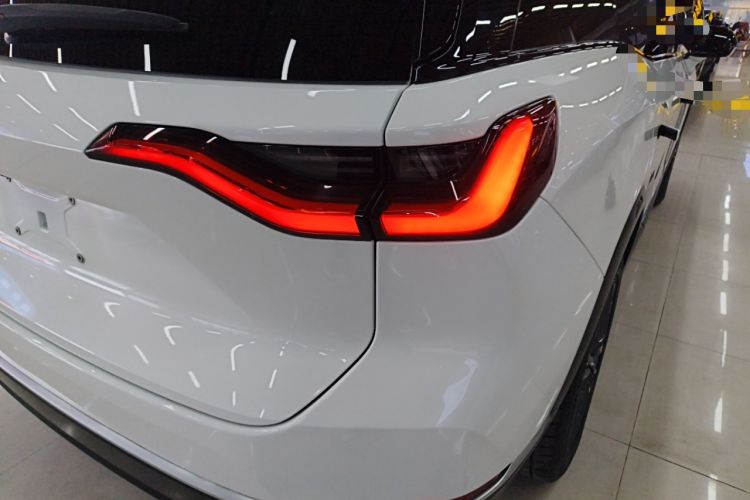 Used Nio ES8 2020 415 km Range 6-Seater Version