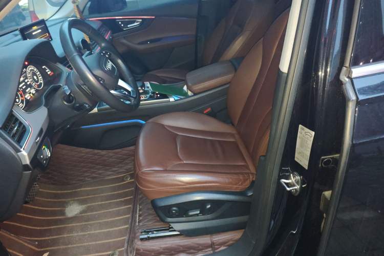 Used Audi Q7 2018 40 TFSI Comfort Model