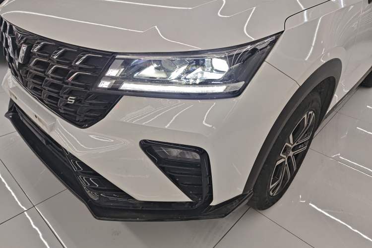 Used Wuling Alvez 2022 1.5T CVT Trendy & Cool Edition