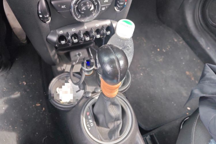 Used MINI 2011 1.6L COOPER Fun Gear Lever