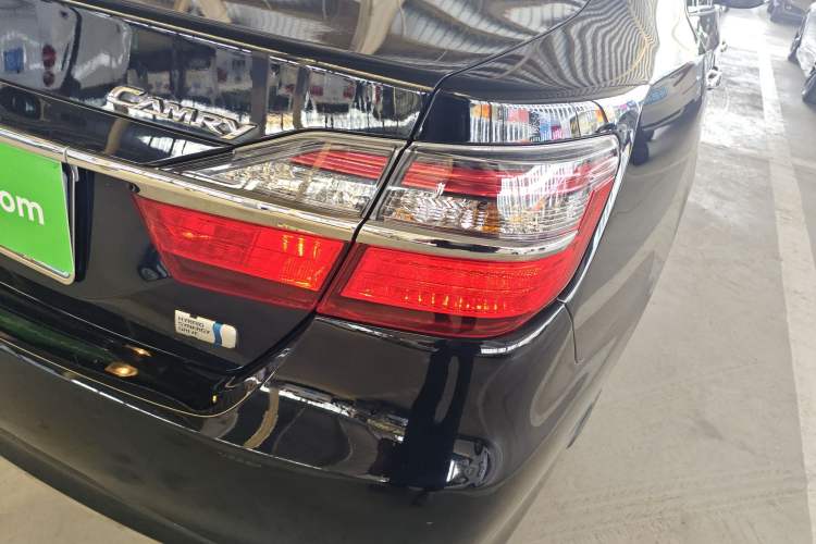 Used Toyota Camry 2015 Dual-Engine 2.5 HG Luxury Navigation Edition Right Rear Taillight